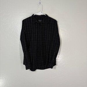 Pendleton Shirt Womens Small Black Plaid 100% Virgin Wool Flannel Button Up